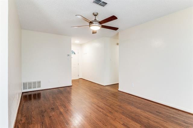 Building Photo - 10350 Country Club Dr