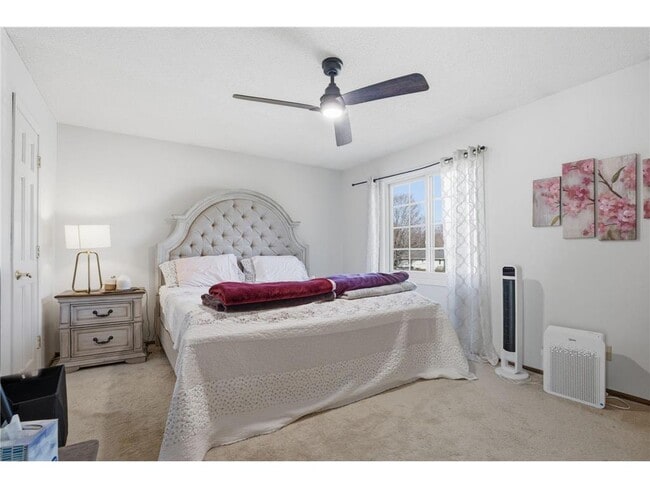 Building Photo - 10427 Brown Farm Cir