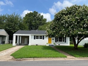 Building Photo - 3 bd, 1 bth single family Virginia Beach