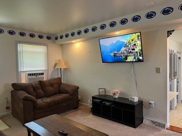 LivingRoom-1c - 101 N 6th Ave