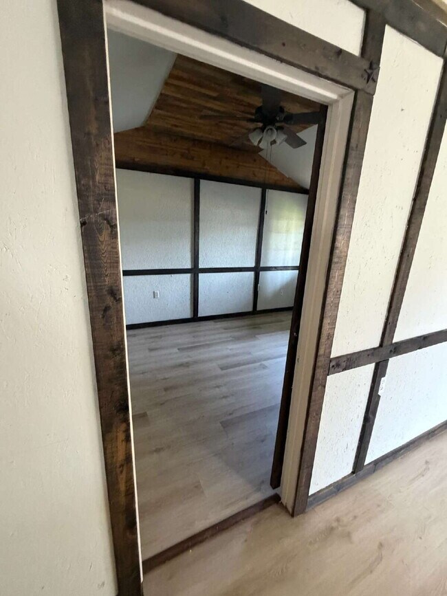 Building Photo - Charming 1-Bedroom Home with Modern Amenities in Marshall, TX!