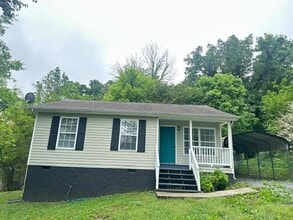 Building Photo - 350 Matt Cir SE