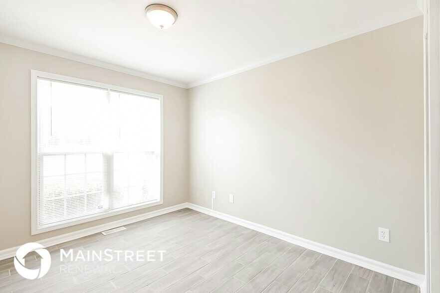 Building Photo - 60 Knottingham Ct