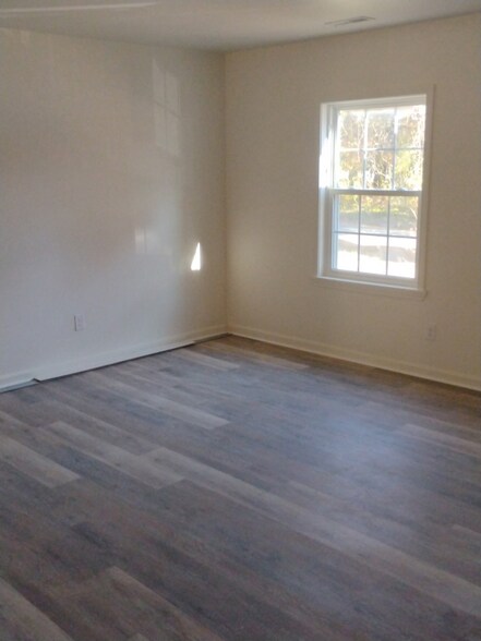 Building Photo - 1513 Braxton St