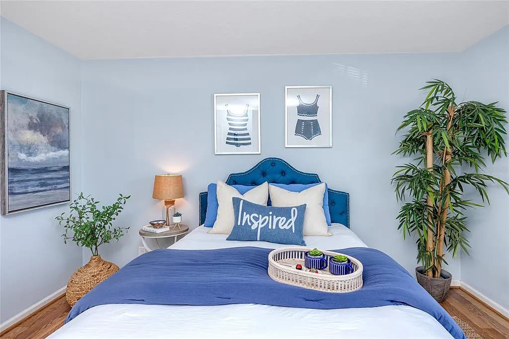 Building Photo - 5231 Beach Dr SE