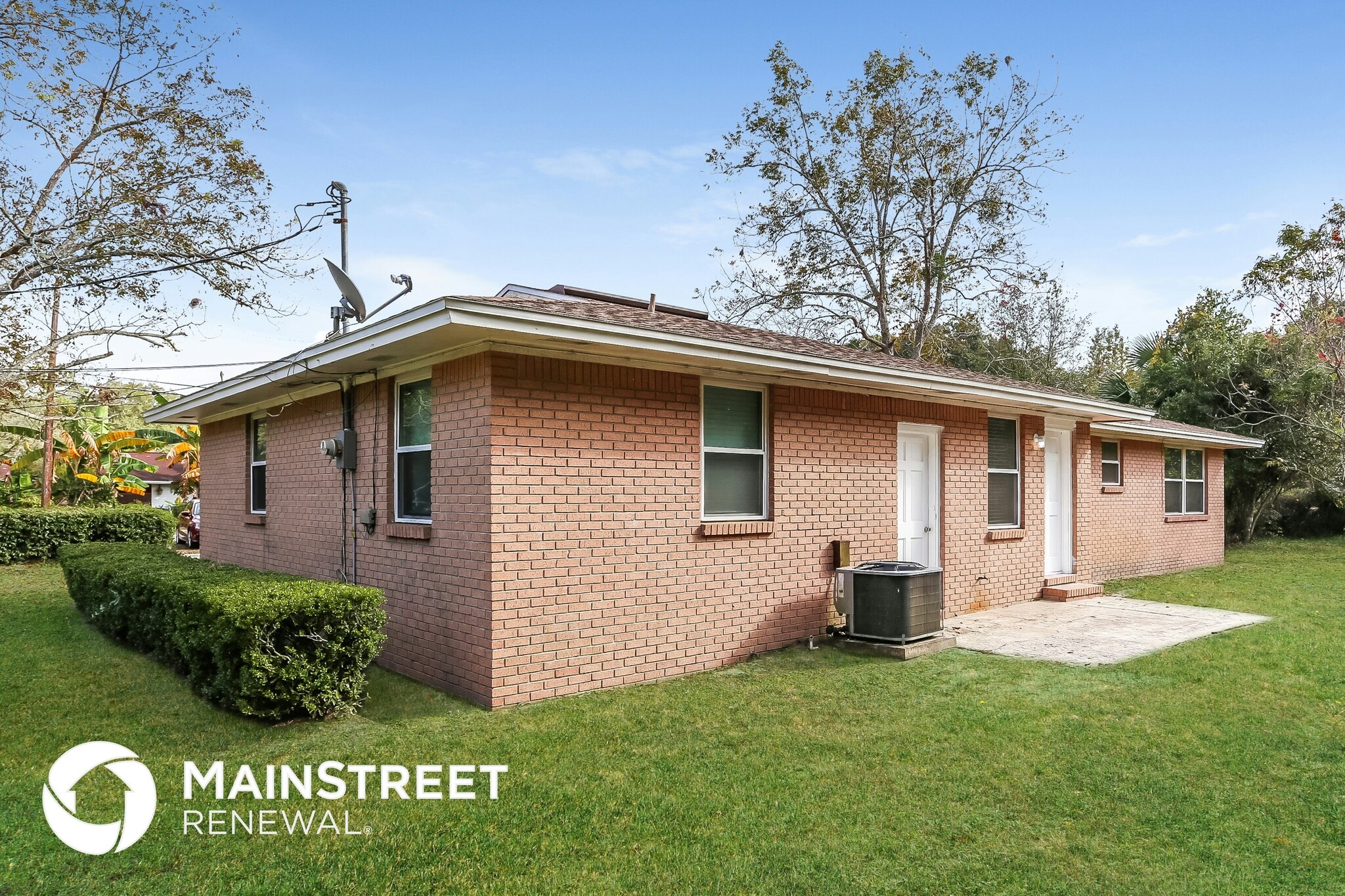 Building Photo - 85589 Winona Bayview Rd