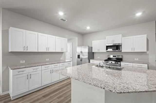 Building Photo - 16425 Rosella Ln