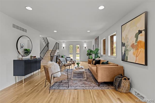 Building Photo - 3436 S Race St