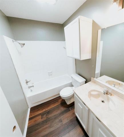 Building Photo - 9 E Mountain Creek Ct