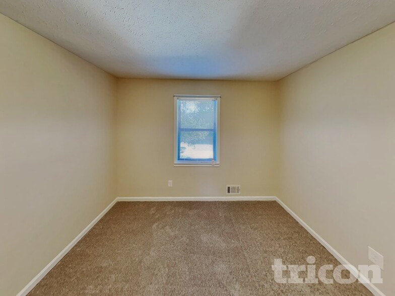 Building Photo - 5040 Sumit Wood Dr NW