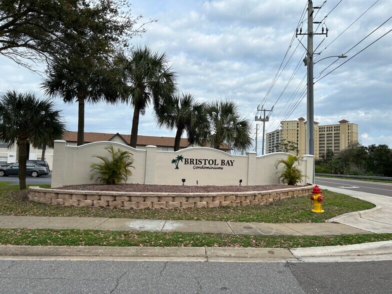 Building Photo - 412 Banana Cay Dr