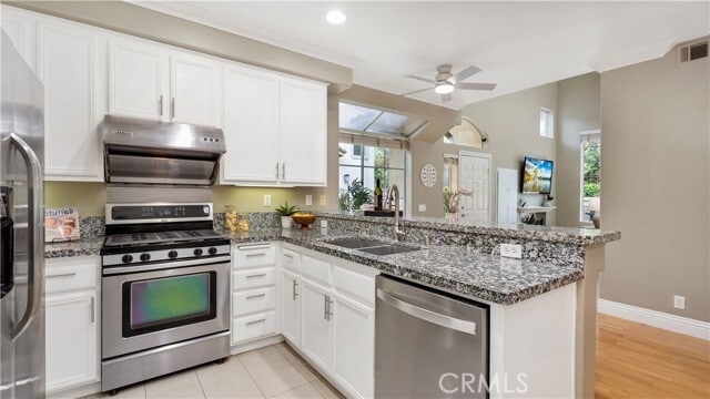 Building Photo - 71 Tierra Plano