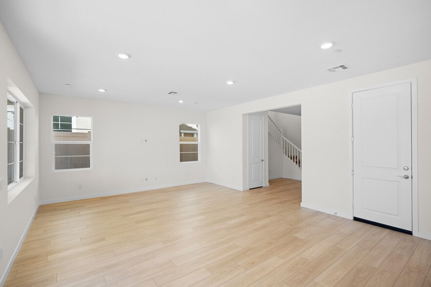 Building Photo - 23775 Orange Blossom Dr