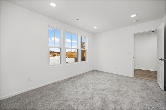 Building Photo - 43071 Atwood Ave