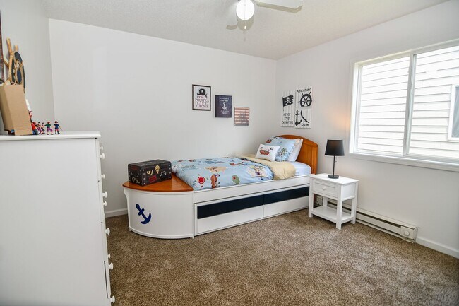 Building Photo - 3 Bedroom, Single-story Townhomes for rent in Marshalltown, IA