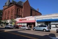 Building Photo - 162 East Side Pkwy
