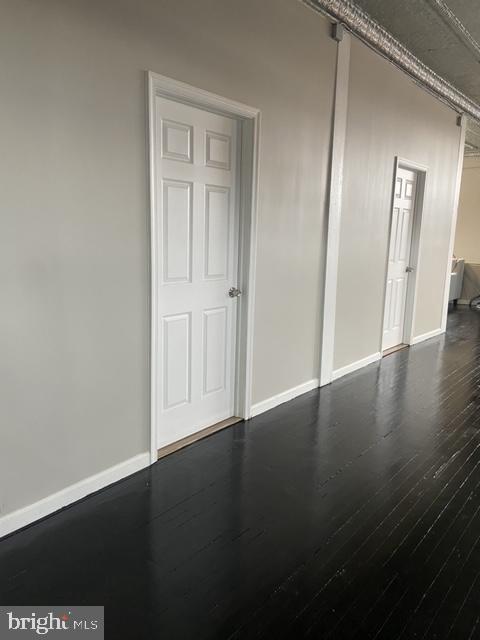 Building Photo - 19 W Main St