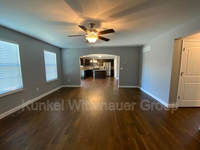 Building Photo - 7024 Milburn Estates Dr
