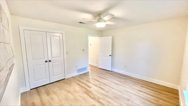 Building Photo - 513 Santa Clara Rd