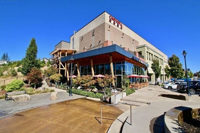 Building Photo - 16075 SW Whistling Swan Ln