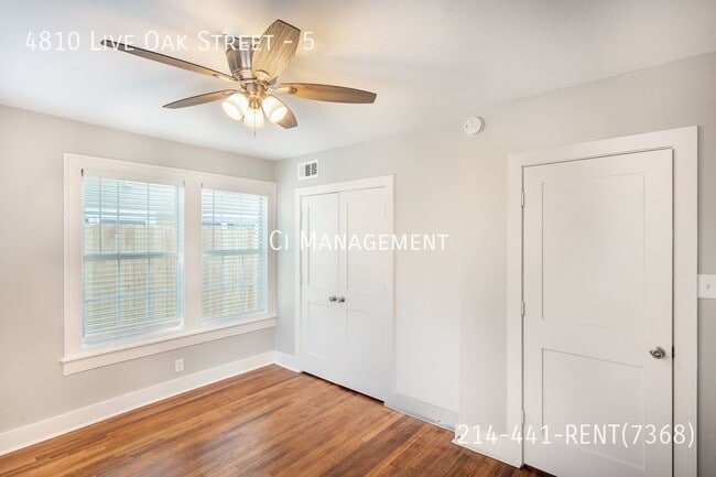 Building Photo - 4810 Live Oak St