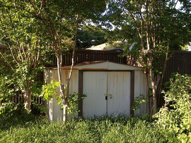 Building Photo - 1425 Natchez Dr