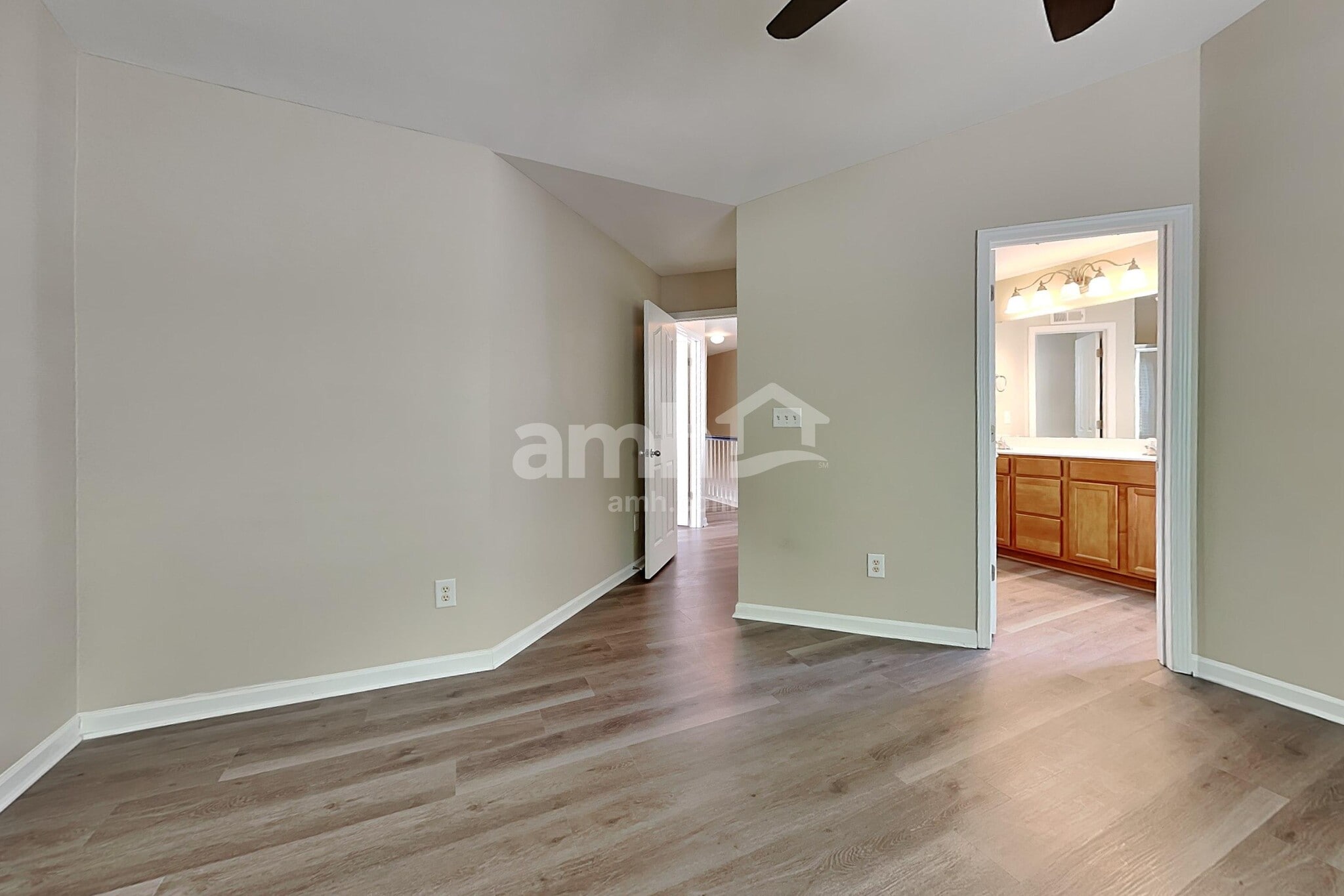 Building Photo - 13555 Aldenbrook Dr