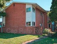 Building Photo - 26 S Hampton Rd