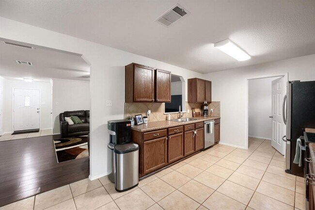 Building Photo - 12420 Tay Terrace