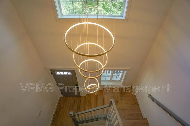 Building Photo - 423 NW 153rd St