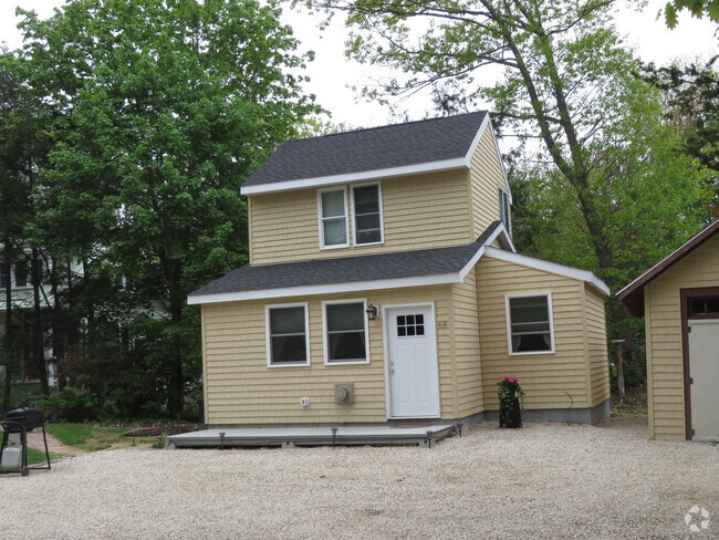 Building Photo - 68 Berwick Rd