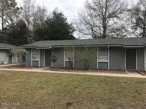 Building Photo - 6707-6722 FL-22