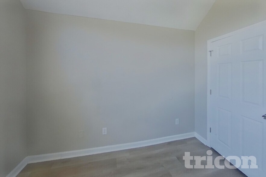 Building Photo - 162 Willow Springs Ln