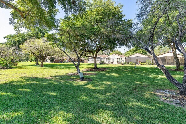 Building Photo - 22289 Timberly Dr