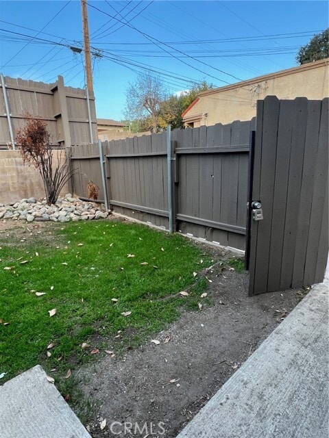 Building Photo - 235 W 4th St