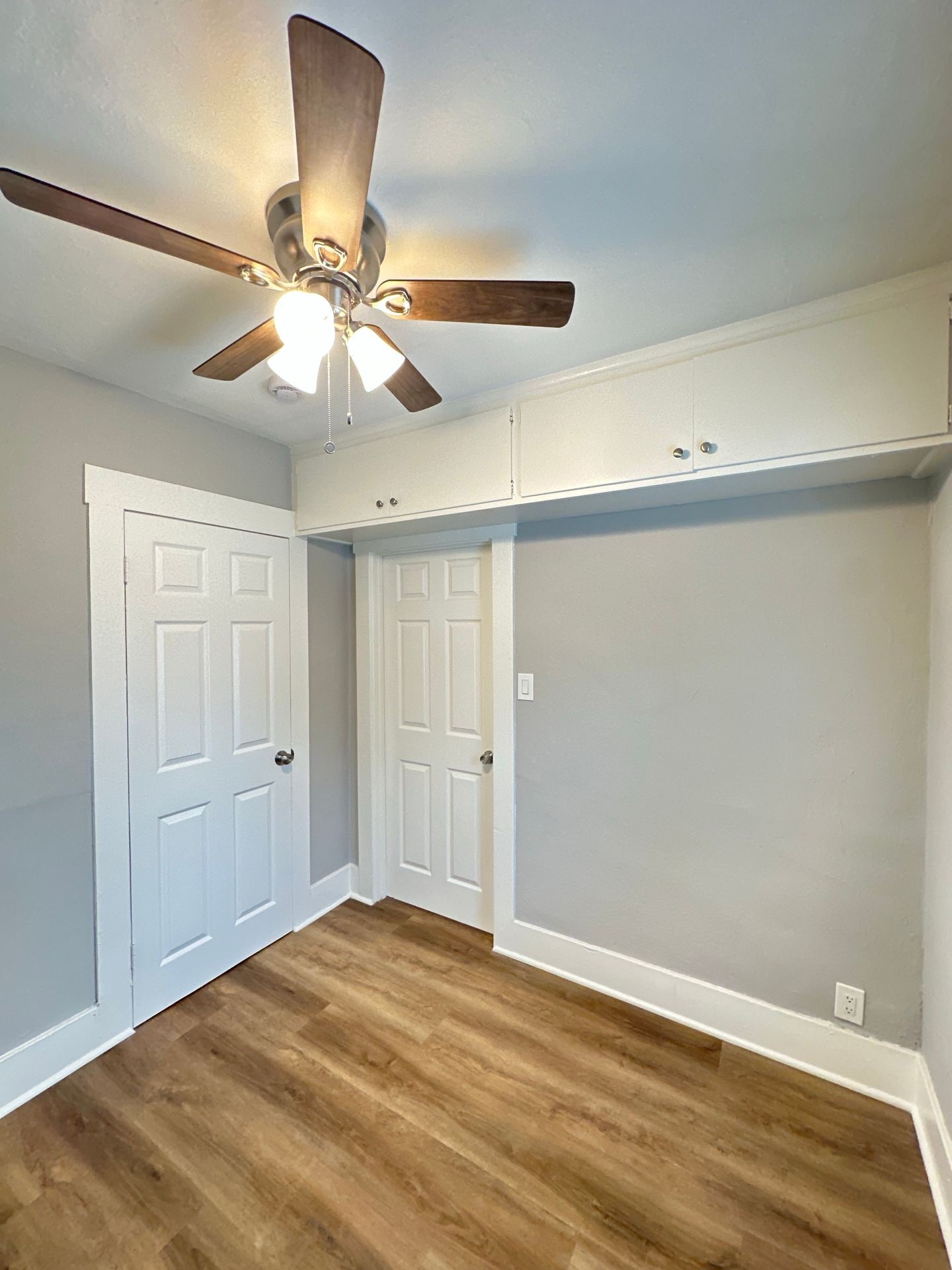 Building Photo - 28 57th Pl