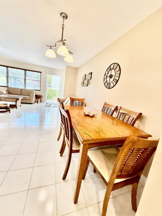 Building Photo - 42 Tilford C