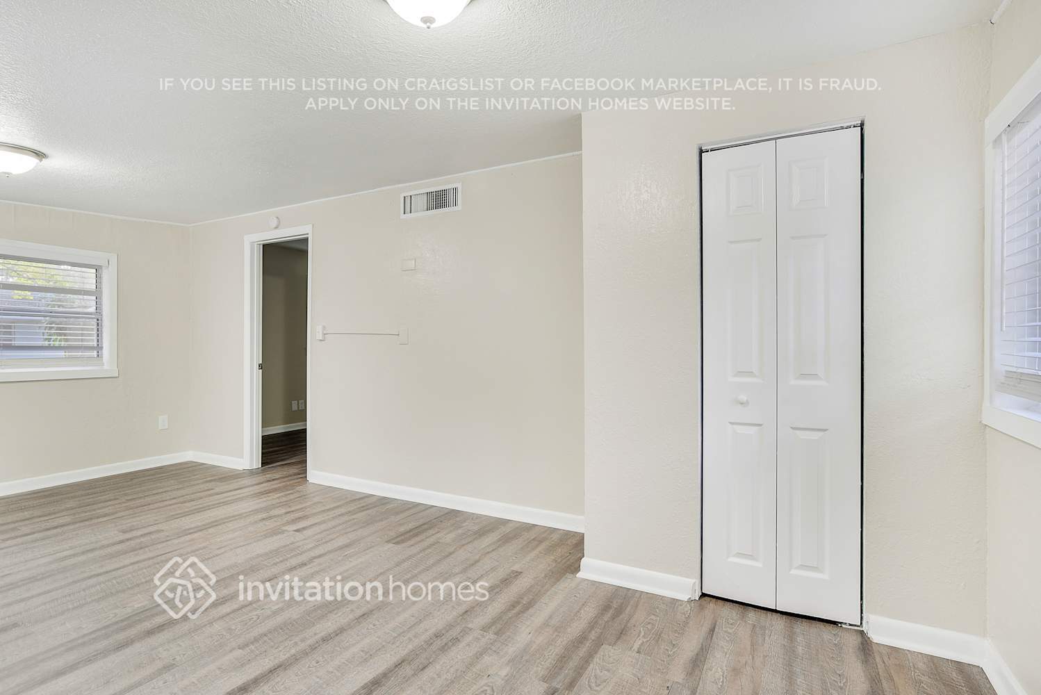 Building Photo - 1317 S Mellonville Ave