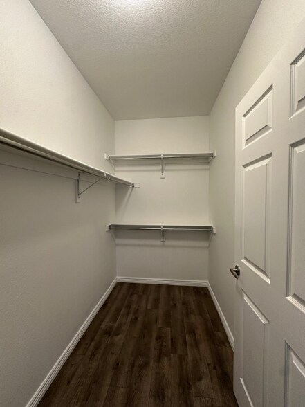 Building Photo - 2672 S Cathay Way