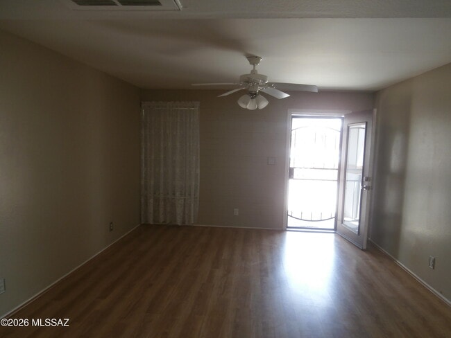 Building Photo - 133 S Paseo Pena