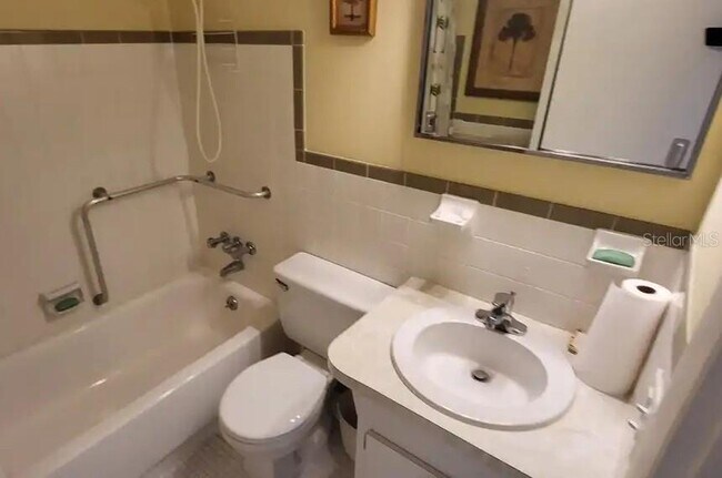 Building Photo - 2043 Denmark St