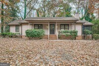 Building Photo - 2932 Marsh Ln SW