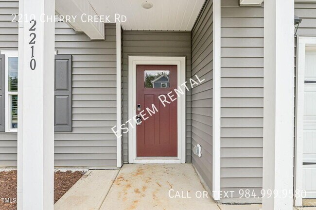 Building Photo - 2210 Cherry Crk Rd
