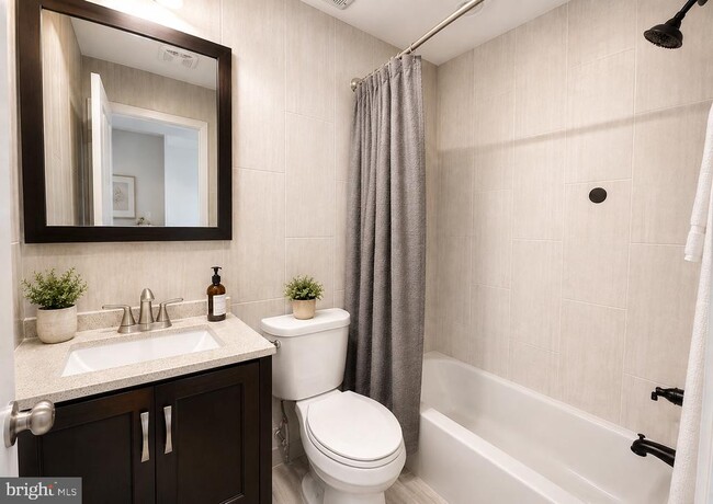Building Photo - 505B Cypress Point Cir