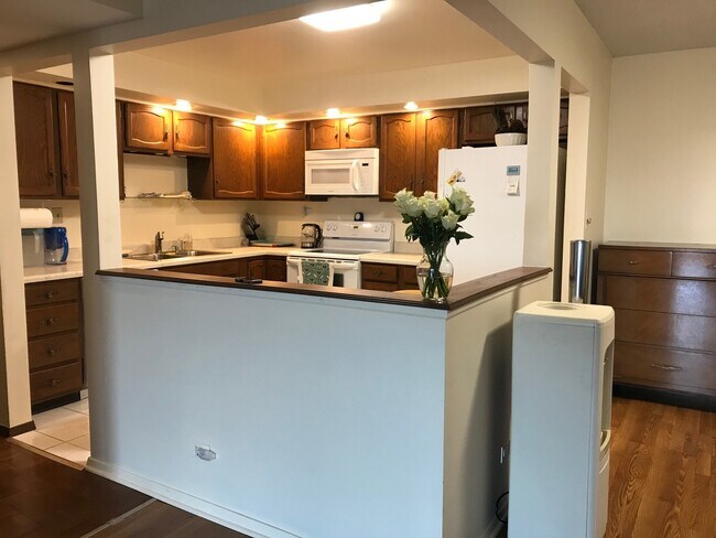 Building Photo - 375 Plum Creek Dr