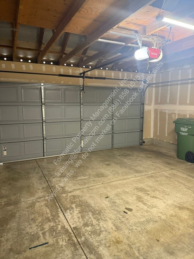 Building Photo - 91-1091 Kaileolea Drive