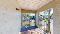 Building Photo - Charming 2nd Floor -  3/2 Condo in Walden ...