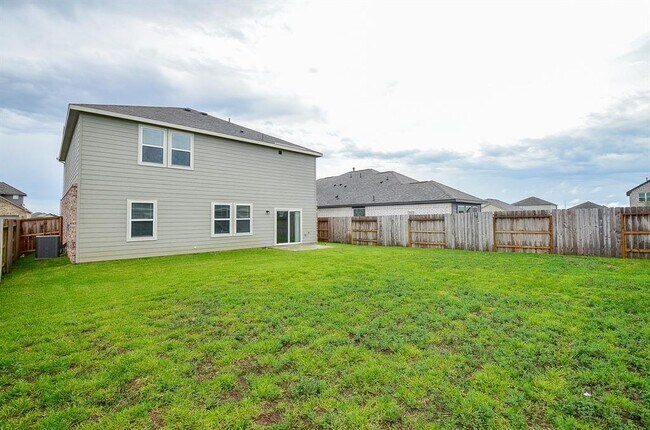 Building Photo - 27314 Clear Breeze Dr
