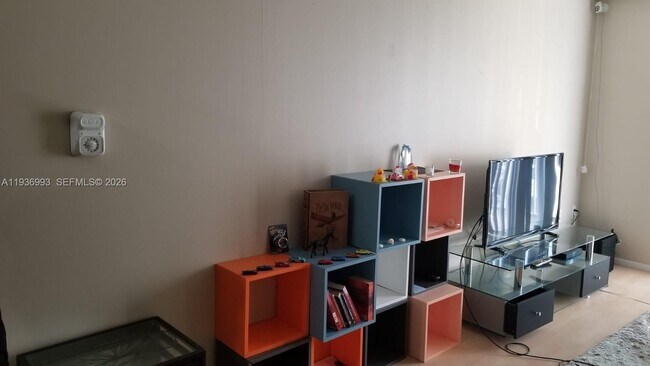 Building Photo - 16851 NE 23rd Ave