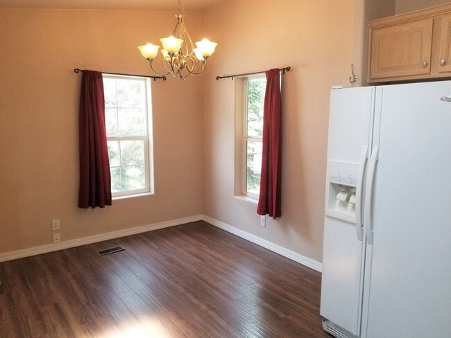 Building Photo - Great Location! 3 Bed, 2 Bath West-Flagsta...